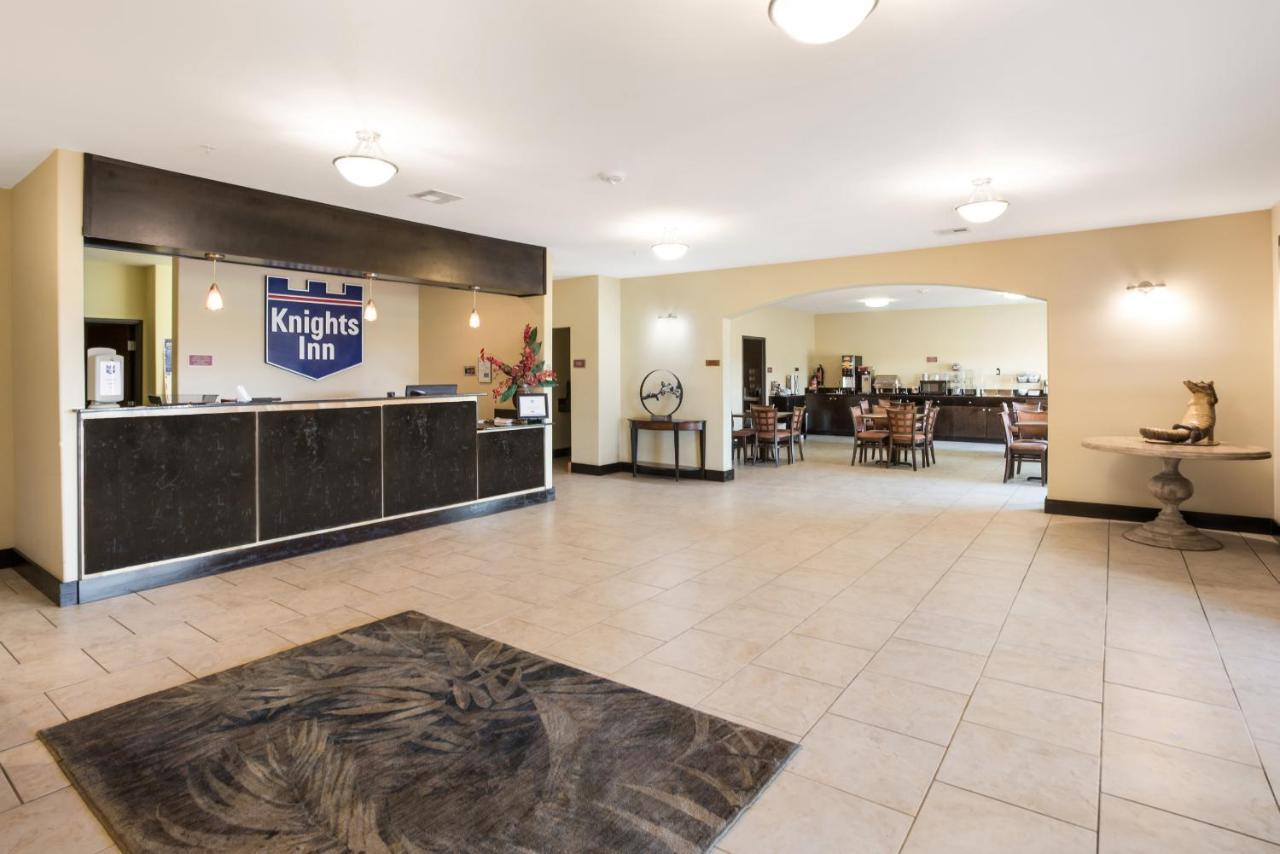 Knights Inn Bunkie Экстерьер фото
